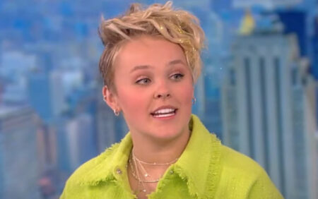 JoJo Siwa dit qu'elle est "honorée" d'être considérée comme une icône gay