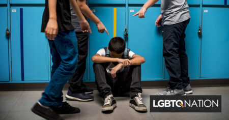 Une école de Floride met en place une mesure de prévention de l'intimidation anti-LGBTQ en raison de la loi Don't Say Gay