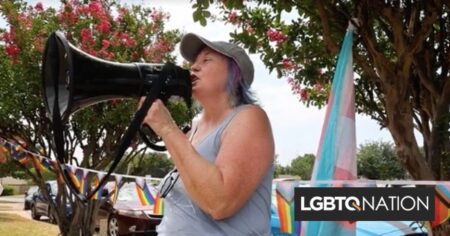 Une ville du Texas proteste contre l'une des églises haineuses les plus anti-LGBTQ du pays