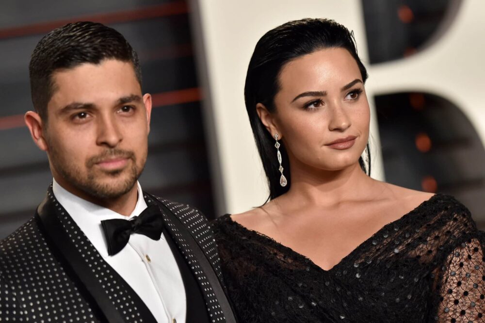 Demi Lovato déchire son ex-petit ami plus âgé dans une nouvelle chanson cinglante : « Loin d’être innocent » Wilmer Valderrama and Demi Lovato