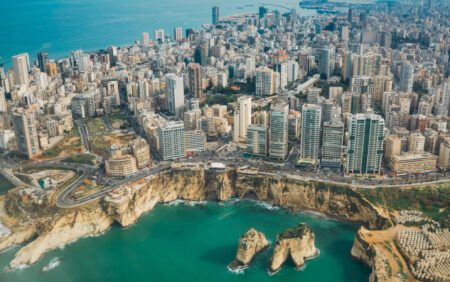 Horreurs et pertes hantent les survivants de l'explosion de Beyrouth deux ans plus tard