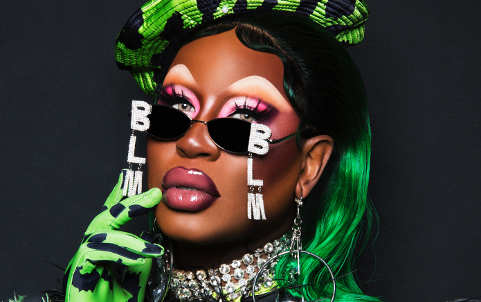 La gagnante de la course de dragsters Shea Couleé rejoint le casting de la série Ironheart de Marvel La gagnante de la course de dragsters Shea Couleé rejoint le casting de la série Ironheart de Marvel