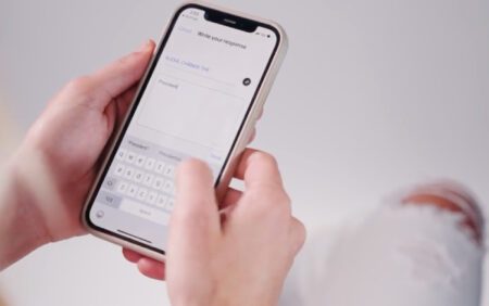 L'application de rencontres conservatrice créée par les alliés de Trump sera lancée le mois prochain