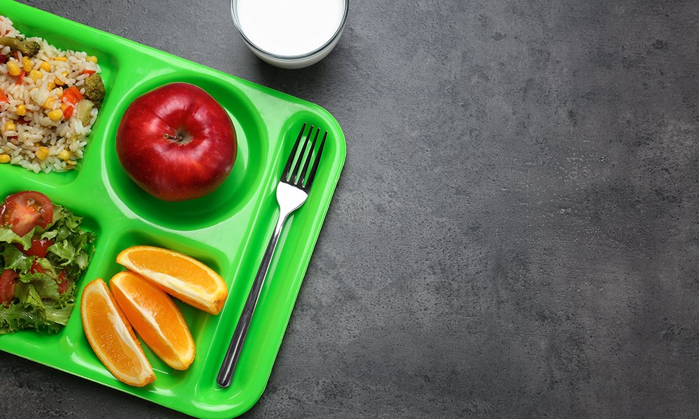 Les républicains préfèrent blesser les enfants trans plutôt que de nourrir ceux qui ont faim Et ils se disent le parti qui « protège les enfants ». Republicans Favor Hurting Trans Kids Over Feeding Hungry Ones