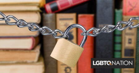 Un enseignant de l'Oklahoma démissionne pour protester contre la loi sur la censure des livres