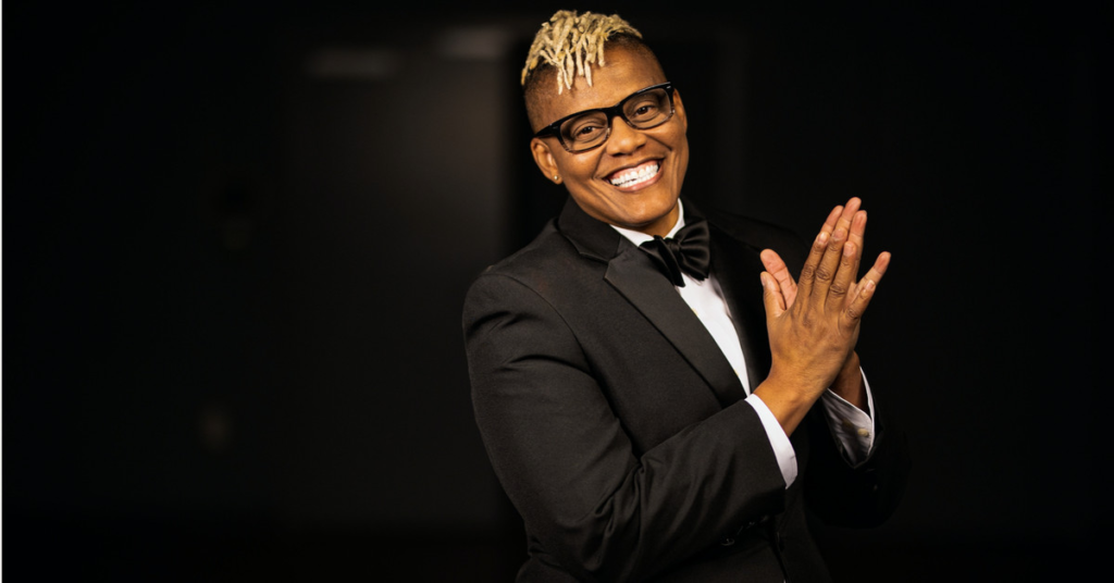 Cet ancien basketteur gay dirige une chaîne de télévision spécialement destinée aux personnes LGBTQ Cet ancien basketteur gay dirige une chaîne de télévision spécialement destinée aux personnes LGBTQ