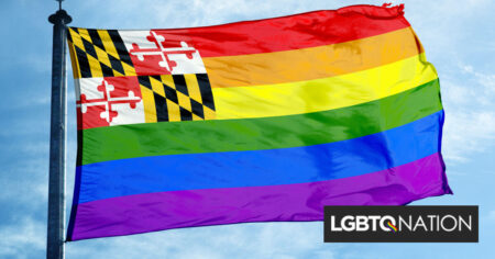 Une organisation de défense des droits LGBTQ accuse son directeur récemment limogé de détournement de technologie vengeur