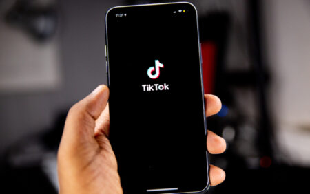 La Russie inflige une amende à TikTok pour avoir enfreint les lois sur la "propagande LGBTQ+"