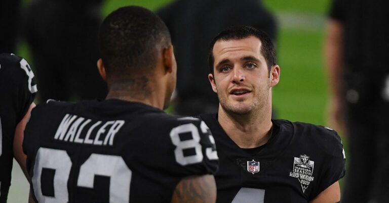 Voici 61 joueurs actuels de la NFL, 13 propriétaires et 9 entraîneurs en chef qui soutiennent les athlètes gays et bi