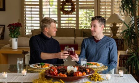 Les épreuves et les tribulations d'être gay à Thanksgiving