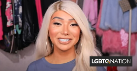 Trans YouTuber Nikita Dragun dit qu'elle a été détenue avec des hommes après son arrestation