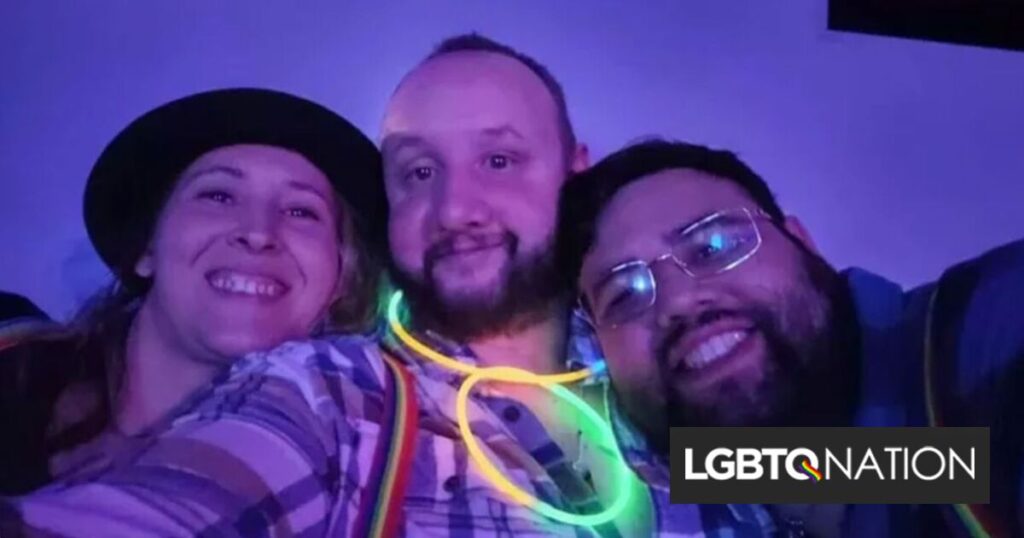 Deux survivants du Club Q disent qu’ils ont de l’espoir pour la communauté locale malgré la fusillade mortelle Deux survivants du Club Q disent qu'ils ont de l'espoir pour la communauté locale malgré la fusillade mortelle