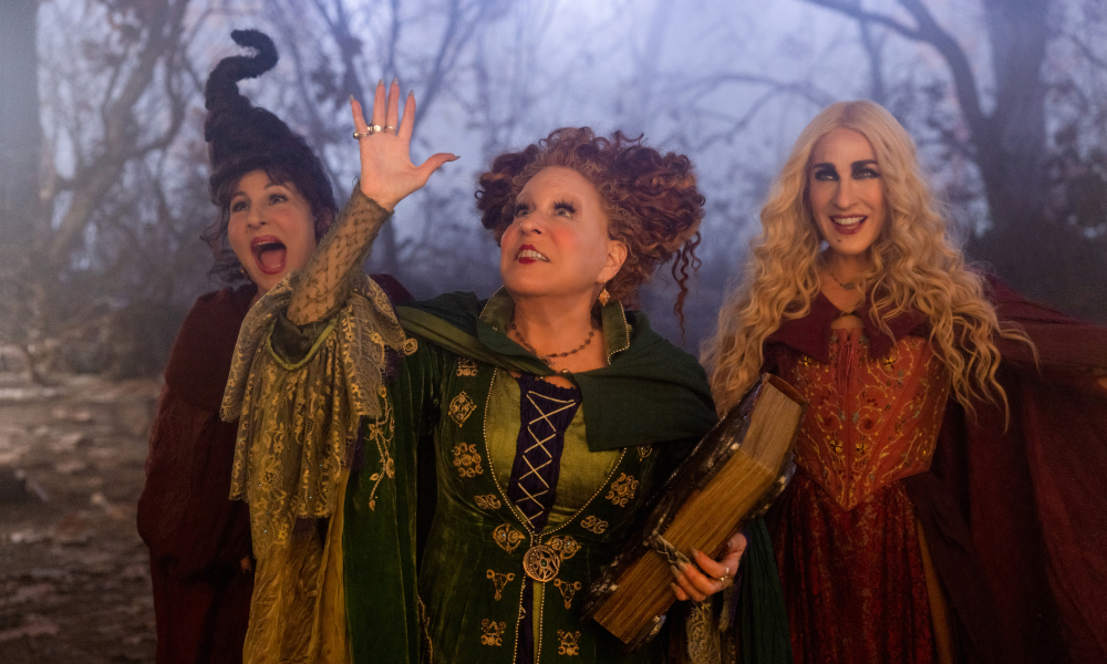 Disney travaille-t-il sur « Hocus Pocus 3 » avec le casting original ? Disney travaille-t-il sur "Hocus Pocus 3" avec le casting original ?