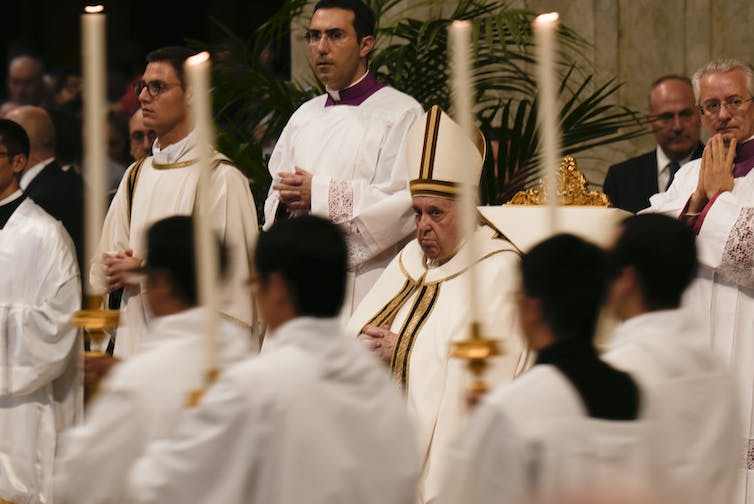 Les conflits catholiques sur le mariage se poursuivent, même des décennies après Vatican II