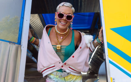 P!nk publie une vidéo pour l'hymne pop euphorique Never Gonna Not Dance Again