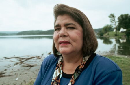 Wilma Mankiller, première femme chef principale de la Nation Cherokee, a dirigé avec compassion et continue d'inspirer aujourd'hui