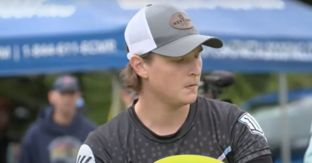 La Professional Disc Golf Association annonce des restrictions pour les femmes trans pour 2023