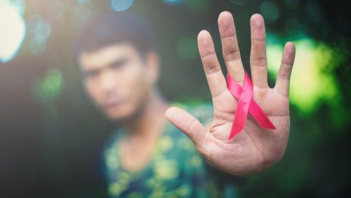 Les transmissions du VIH chez les hommes gays et bisexuels sont en baisse au Royaume-Uni