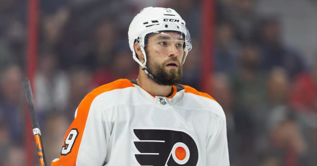 Le joueur des Flyers Ivan Provorov refuse de porter le maillot Pride Night, autorisé à jouer au match Le joueur des Flyers Ivan Provorov refuse de porter le maillot Pride Night, autorisé à jouer au match