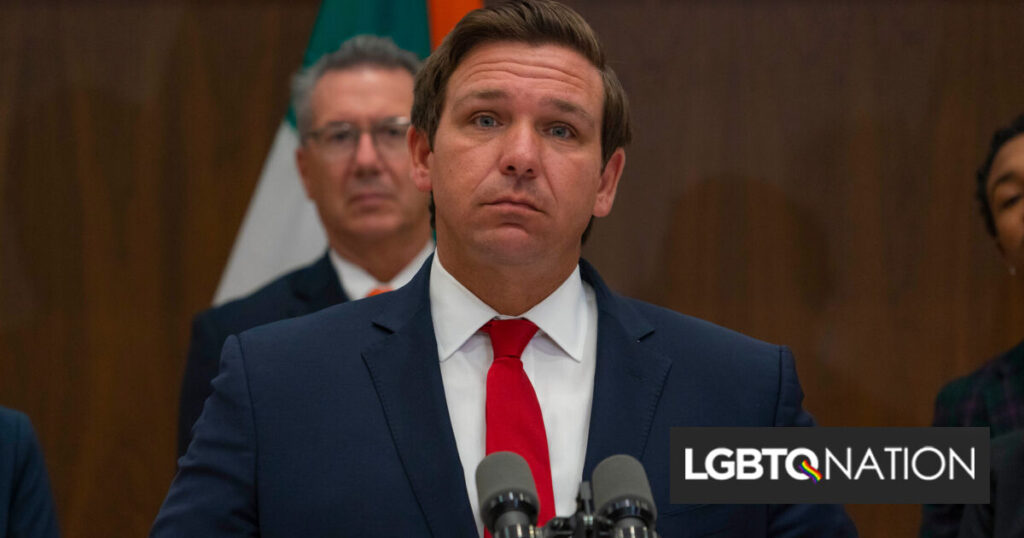 Ron DeSantis dit que la Floride a rejeté le cours d’études afro-américaines à cause de « l’endoctrinement queer » Ron DeSantis dit que la Floride a rejeté le cours d'études afro-américaines à cause de "l'endoctrinement queer"