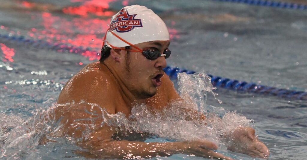 Comment les pronoms ont aidé à lier un nageur universitaire non binaire avec ses coéquipiers Comment les pronoms ont aidé à lier un nageur universitaire non binaire avec ses coéquipiers