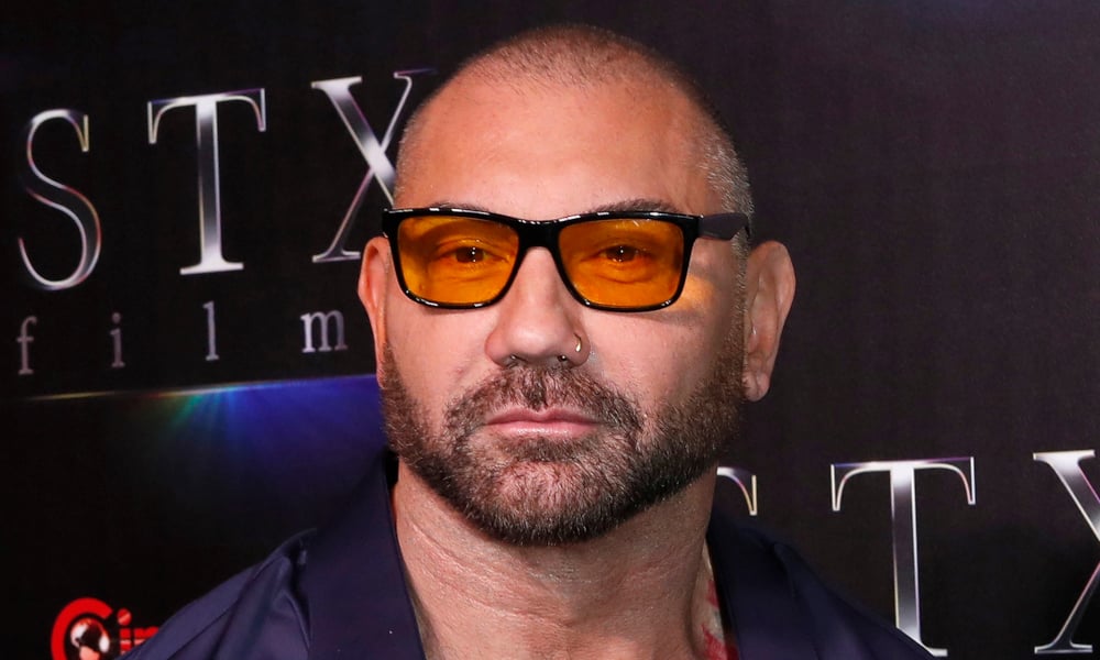 Dave Bautista explique pourquoi il a dissimulé un tatouage homophobe Dave Bautista explique pourquoi il a dissimulé un tatouage homophobe