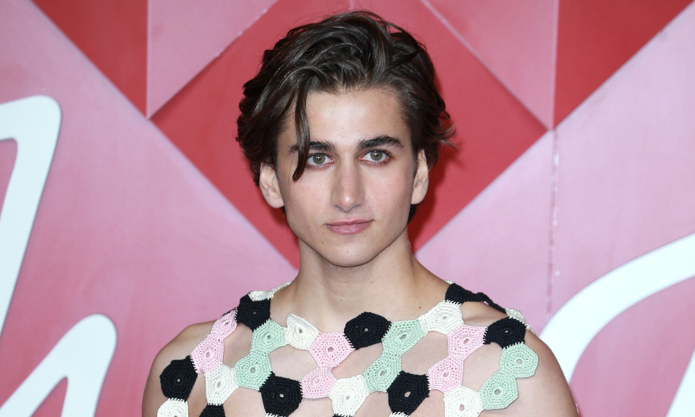 La star de « Heartstopper » Sebastian Croft répond au contrecoup du casting de « Harry Potter » La star de "Heartstopper" Sebastian Croft répond au contrecoup du casting de "Harry Potter"