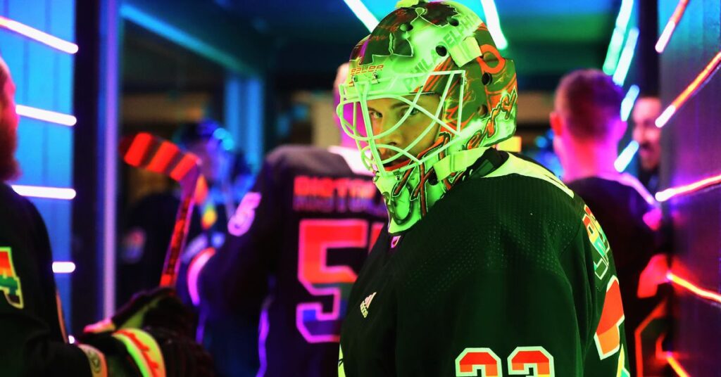 Le hockey n’est pas pour tout le monde. Pas encore. Et nous y arrivons. Le hockey n'est pas pour tout le monde. Pas encore. Et nous y arrivons.