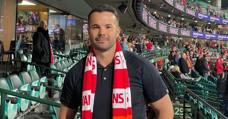 Le joueur de rugby gay, bobeur et militant Simon Dunn décède à 35 ans