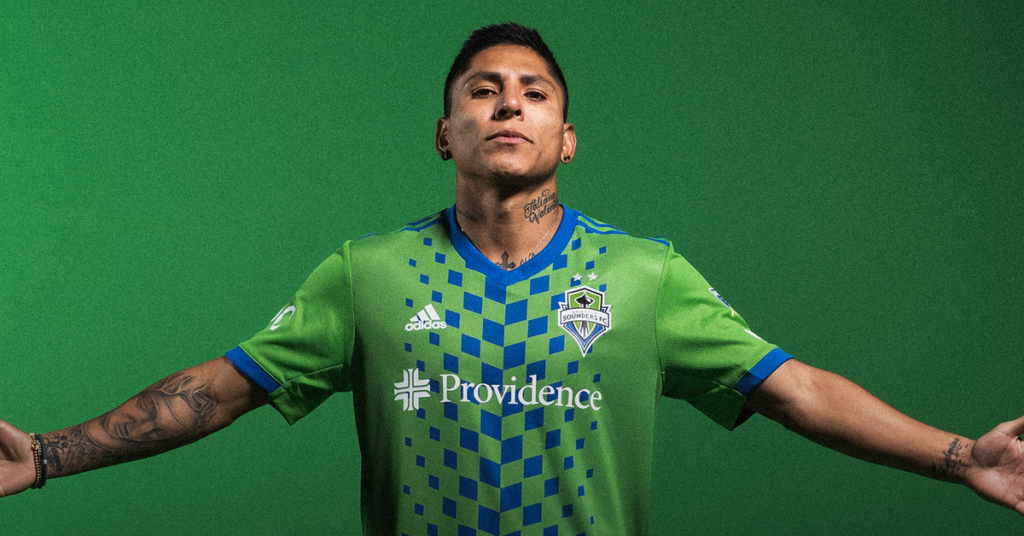 Les Sounders de Seattle prennent de la chaleur pour les nouveaux maillots mettant en vedette un fournisseur de soins médicaux avec une histoire anti-trans Les Sounders de Seattle prennent de la chaleur pour les nouveaux maillots mettant en vedette un fournisseur de soins médicaux avec une histoire anti-trans