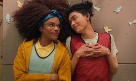 Regardez des étincelles voler entre ces personnages dans la scène "Heartstopper" supprimée