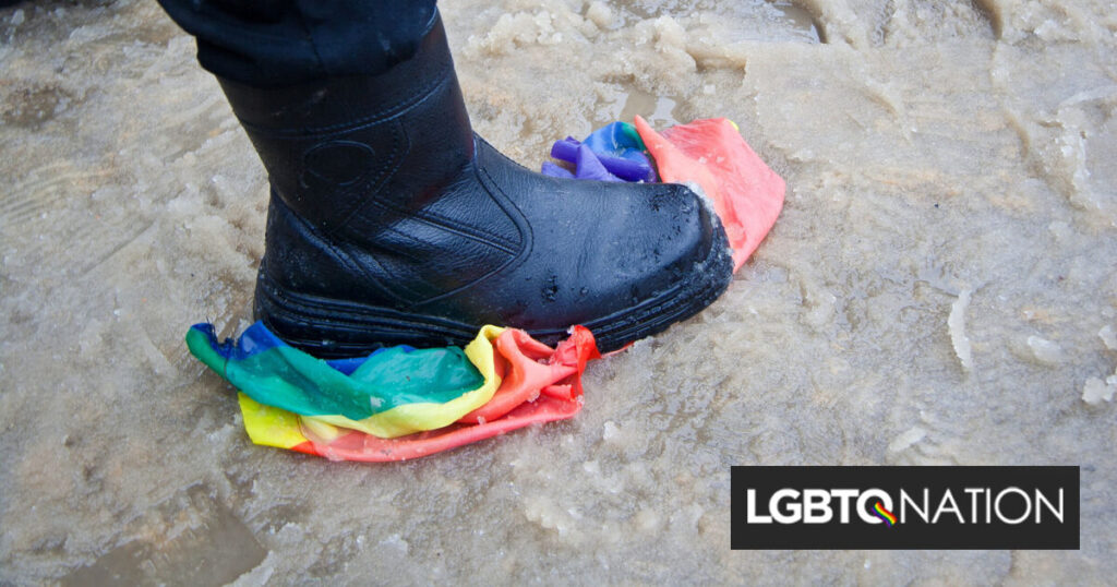 Ron DeSantis nomme un militant anti-LGBTQ+ au conseil d’administration pour « reconquérir » les écoles Ron DeSantis nomme un militant anti-LGBTQ+ au conseil d'administration pour « reconquérir » les écoles