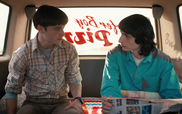 Les fans de Byler s’unissent: la star de Stranger Things, Finn Wolfhard, est « vraiment fière » de Noah Schnapp pour sa sortie Les fans de Byler s'unissent: la star de Stranger Things, Finn Wolfhard, est "vraiment fière" de Noah Schnapp pour sa sortie