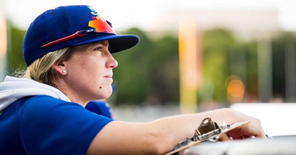 Ronnie Gajownik brise une barrière en tant que premier manager LGBTQ de la Ligue mineure de baseball Ronnie Gajownik brise une barrière en tant que premier manager LGBTQ de la Ligue mineure de baseball