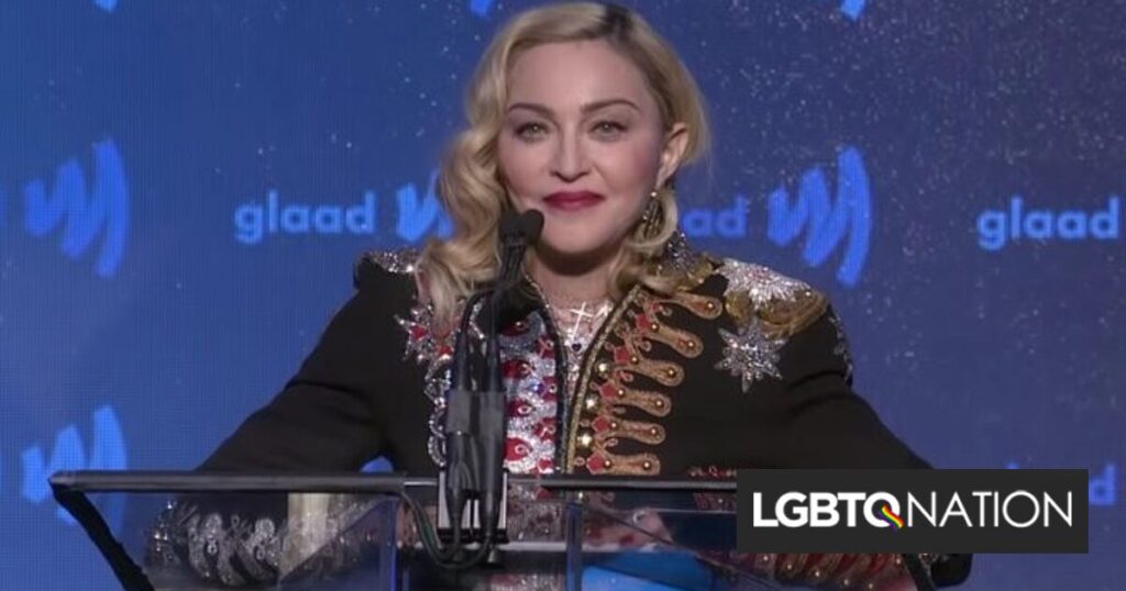 Tout ce que tout le monde dit sur le visage de Madonna Tout ce que tout le monde dit sur le visage de Madonna