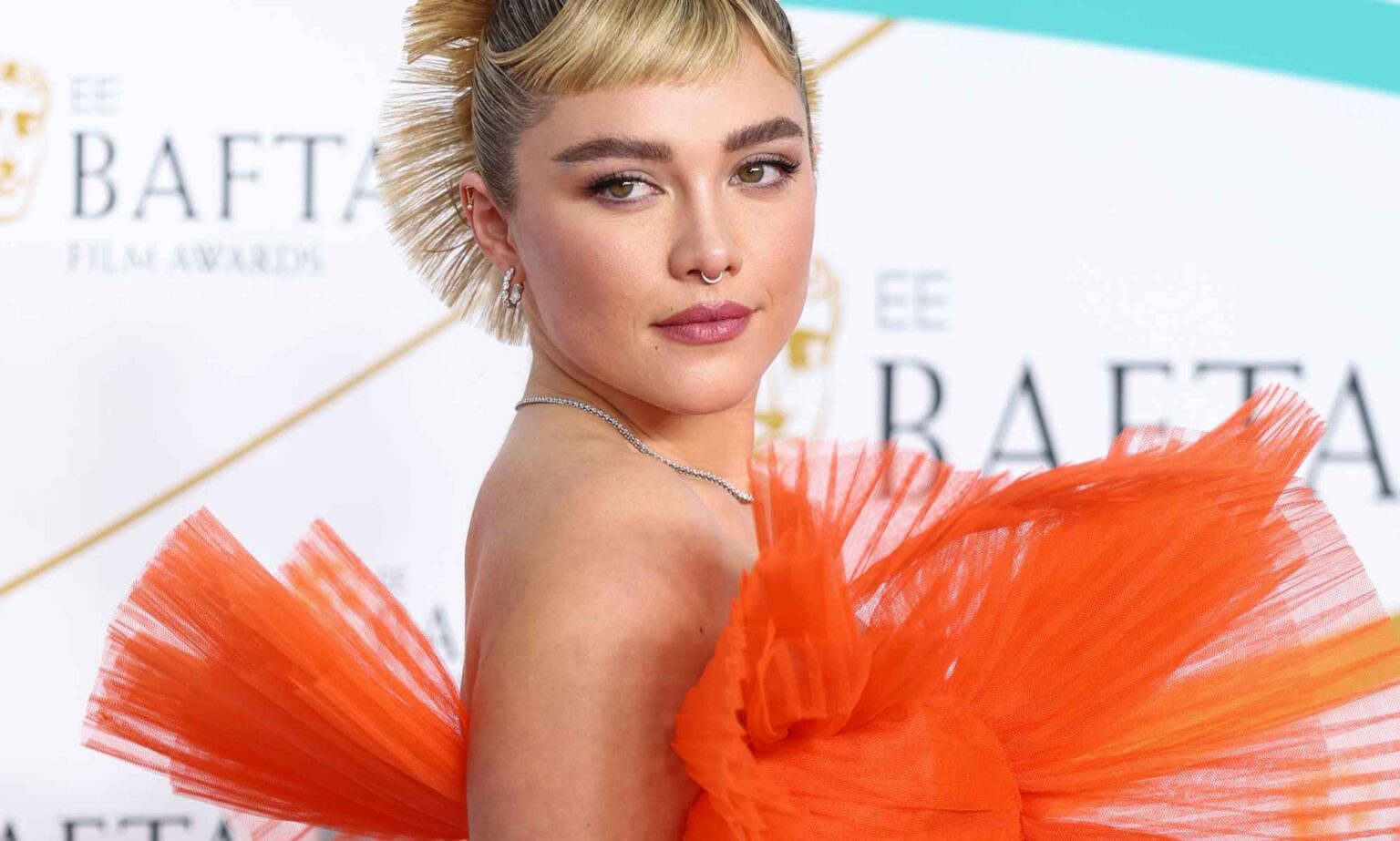 Les stars les mieux habillées sur le tapis rouge des BAFTA Awards 2023 Florence Pugh