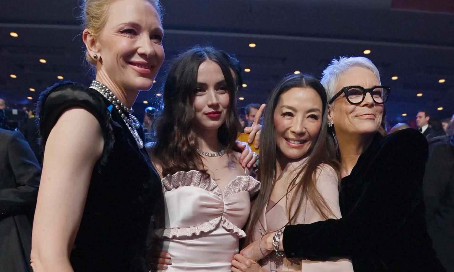 BAFTA 2023 : 7 moments brillants que vous avez peut-être manqués de la plus grande soirée du cinéma britannique BAFTAs