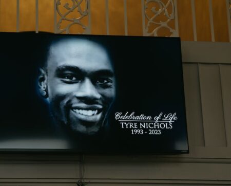 Comment les communautés noires font face aux traumatismes provoqués par la brutalité policière