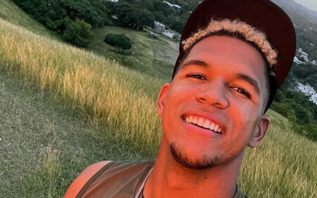 Le joueur de baseball Anderson Comas se révèle « fier » comme gay