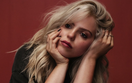 Renée Rapp annonce l'EP deluxe Everything To Everyone