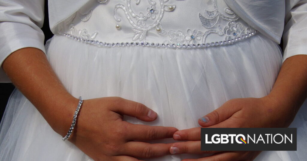 Wyoming GOP défend le mariage des enfants tout en affirmant que ce sont les droits des trans qui nuisent aux enfants Wyoming GOP défend le mariage des enfants tout en affirmant que ce sont les droits des trans qui nuisent aux enfants