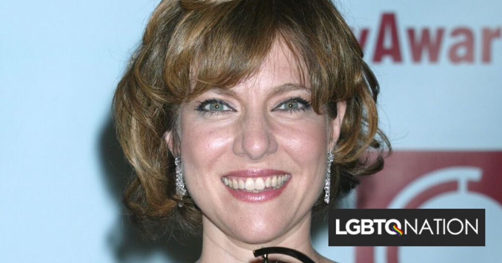 La comédie musicale inclusive LGBTQ + du lycée est de retour après l’intervention des créateurs La comédie musicale inclusive LGBTQ + du lycée est de retour après l'intervention des créateurs