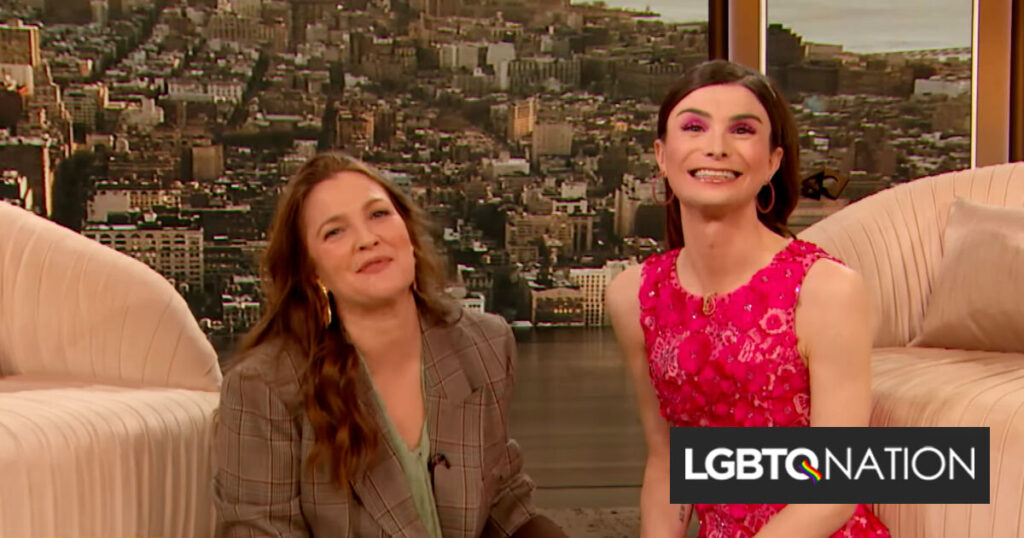 Les trolls anti-trans sont en train de perdre le fil de cette interview de Drew Barrymore avec Dylan Mulvaney Les trolls anti-trans sont en train de perdre le fil de cette interview de Drew Barrymore avec Dylan Mulvaney