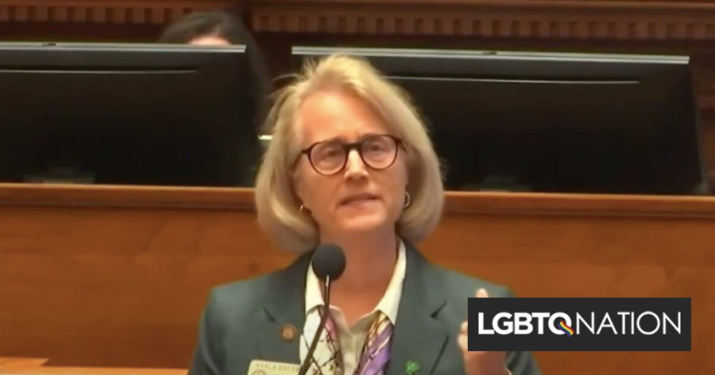 Un législateur supplie les enfants trans de ne pas abandonner dans un discours passionné contre l’interdiction des soins de santé trans Un législateur supplie les enfants trans de ne pas abandonner dans un discours passionné contre l'interdiction des soins de santé trans