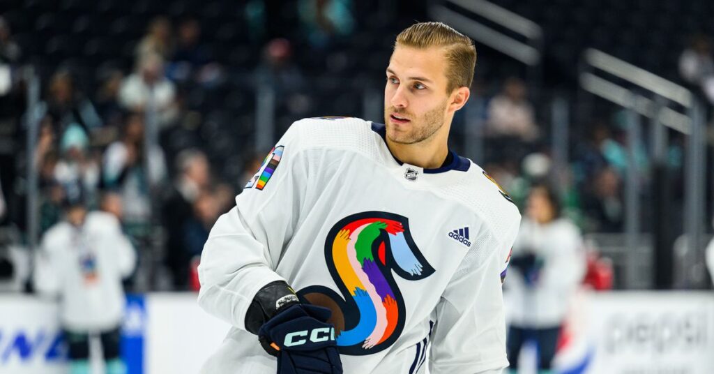 Dallas Stars, Seattle Kraken et LA Kings portaient tous des maillots Pride et personne ne l’a remarqué Dallas Stars, Seattle Kraken et LA Kings portaient tous des maillots Pride et personne ne l'a remarqué