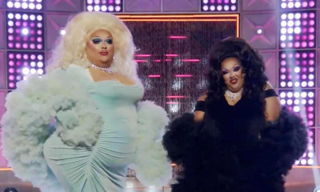 Maîtresse Isabelle Brooks avec l'enseignante Mme Tang