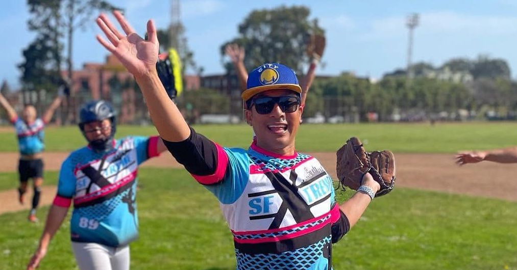 SF Gay Softball League célèbre 50 ans d’utilisation du sport pour créer un sentiment de communauté SF Gay Softball League célèbre 50 ans d'utilisation du sport pour créer un sentiment de communauté