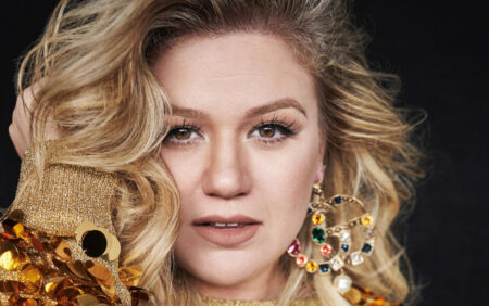 "C'est l'arc de toute une relation": Kelly Clarkson annonce le 10e album Chemistry