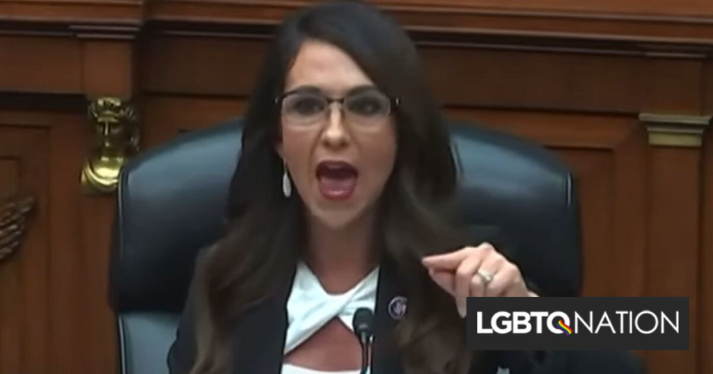 Lauren Boebert a tenté de définir les « vrais » hommes et femmes sur Twitter. Elle s’est écrasée et a brûlé Lauren Boebert a tenté de définir les « vrais » hommes et femmes sur Twitter. Elle s'est écrasée et a brûlé