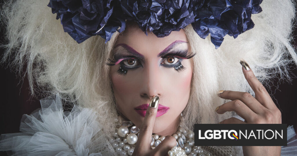 Le Texas GOP présente des projets de loi pour interdire presque entièrement les performances de drag Le Texas GOP présente des projets de loi pour interdire presque entièrement les performances de drag